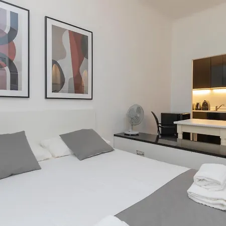 Apartamento Xenia - Lovely In Porta Romana *